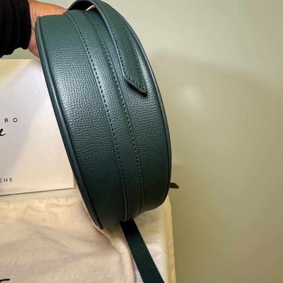 Polène Numéro Dix
Textured Green - Picture 7 of 11